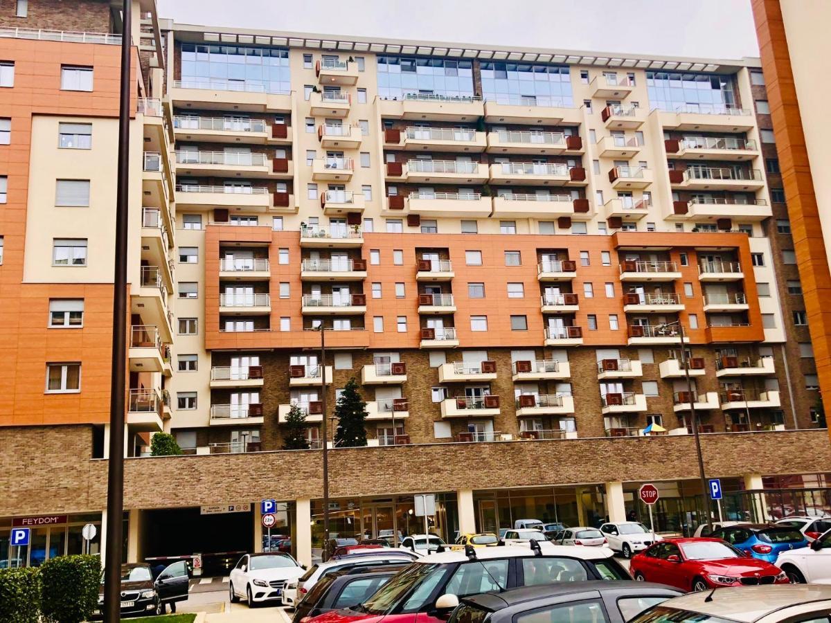 Apartment Azzurro Lux Белград Екстериор снимка
